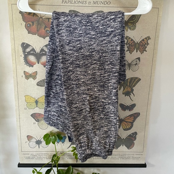 Blue/white Calvin Klein joggers - Picture 2 of 3